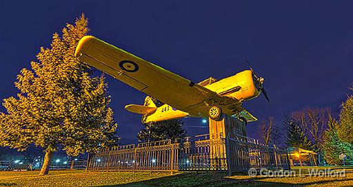 'Yellow Peril' Harvard_46497-505.jpg - 'Yellow Peril' Harvard mounted on a pedestal in Victoria Park, along the Rideau Canal Waterway in Smiths Falls, Ontario, Canada. 